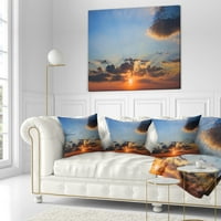 Designart gyönyörű, felhős naplemente panoráma - Seascape Dobás Párna - 16x16